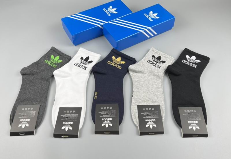 Adidas socks 28
